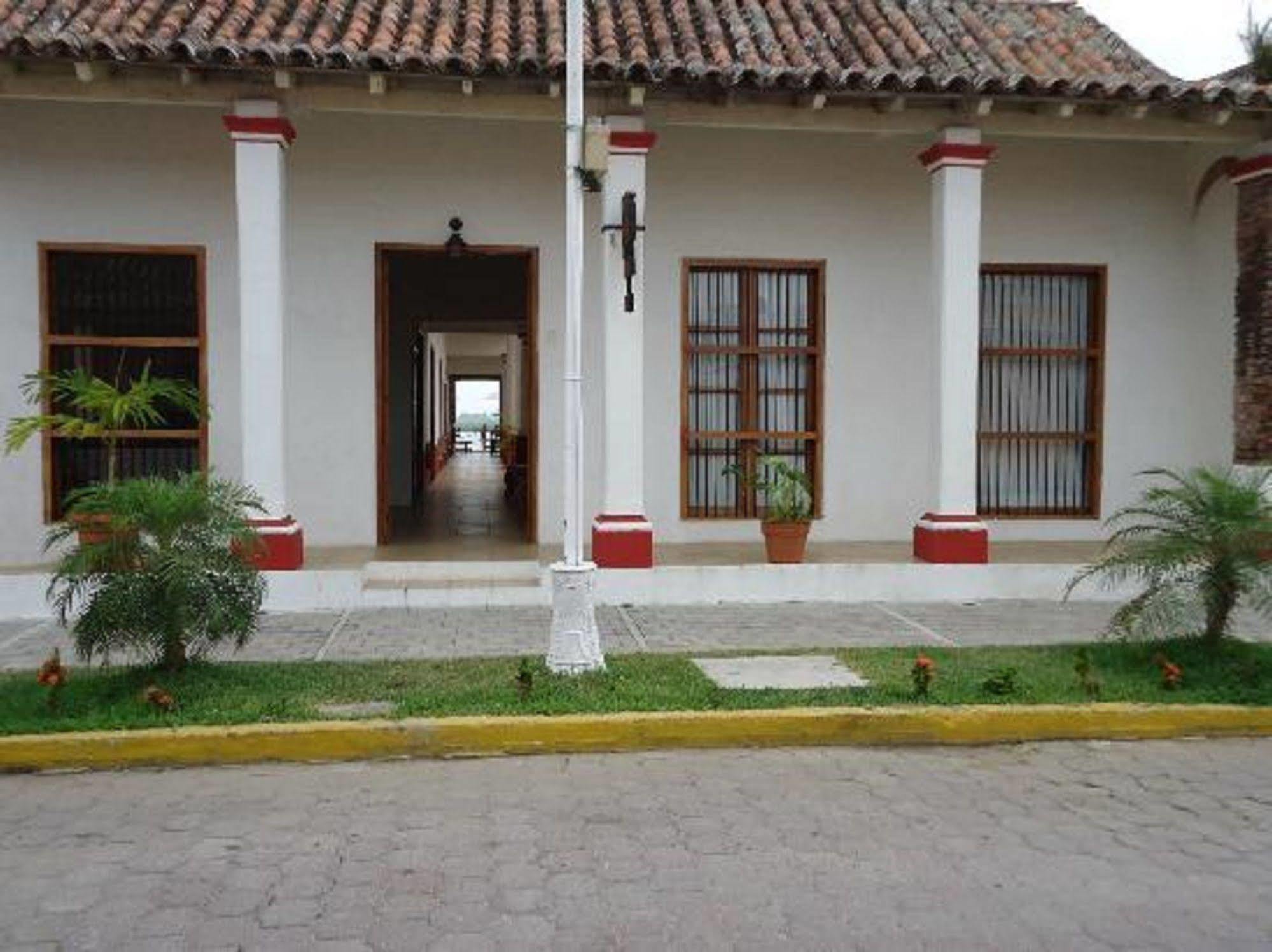 Casa Del Rio Hotel Tlacotalpan Ngoại thất bức ảnh